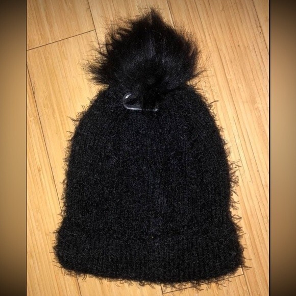 Black Pom Stocking Cap NEW NWT - Picture 2 of 2
